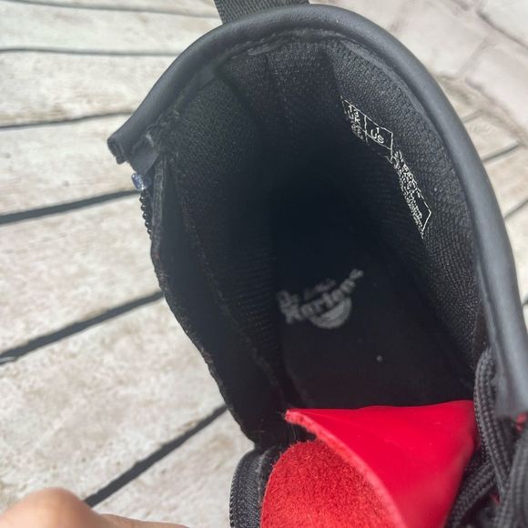 Dr. Martens leather lace up boots, red. US 1J - Picture 7 of 11